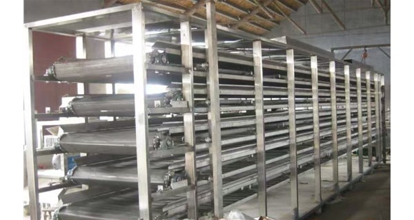 烘干100斤土豆烘干機(jī)需要多大功率的土豆烘干機(jī)？